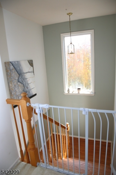 17 Castle Drive Berkeley Heights, NJ 07922 - Photo 6 of 14