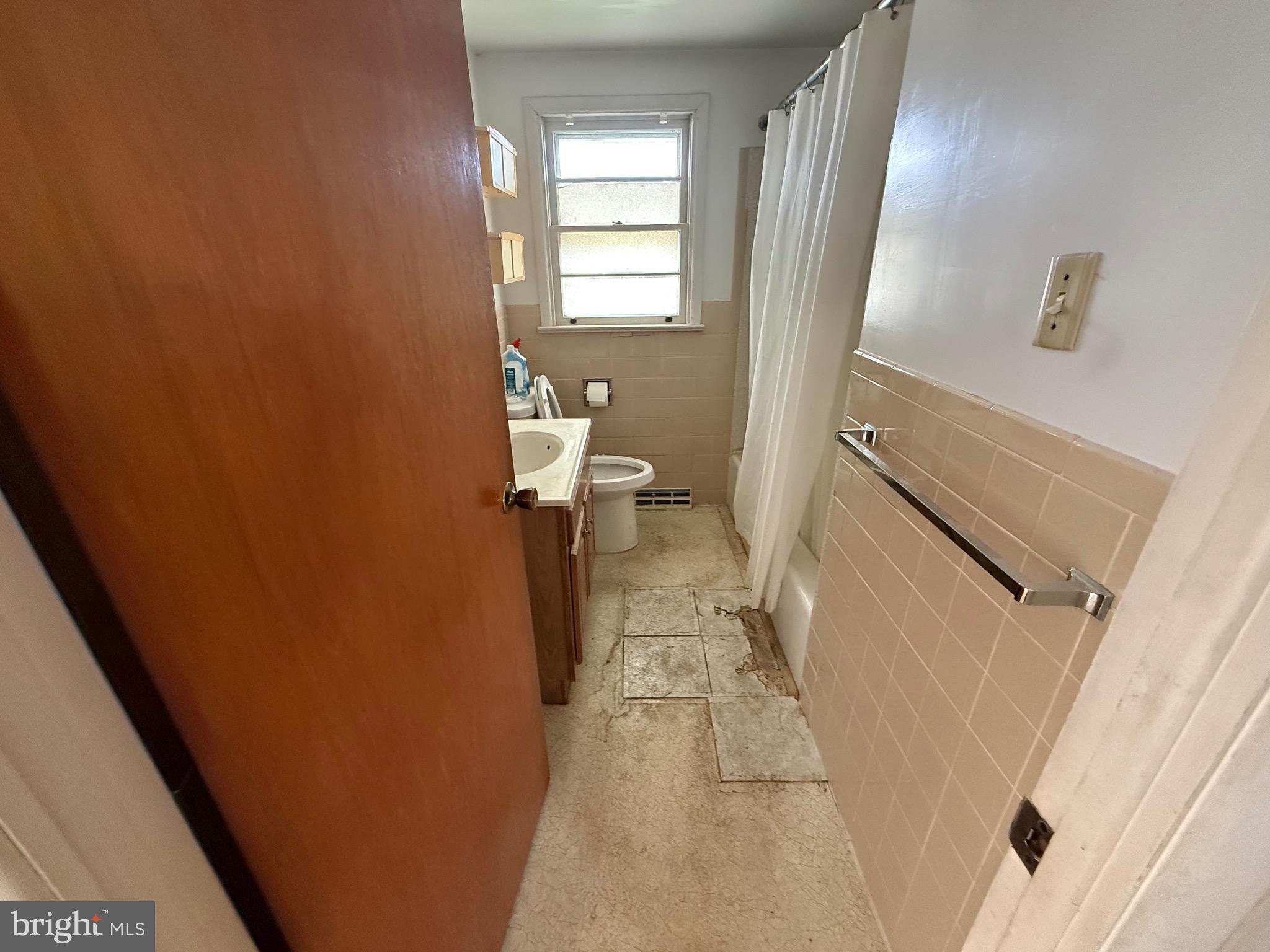 3508 Sheidy Avenue Reading, PA 19605 - Photo 7 of 14 a view of a bathroom from a bathroom