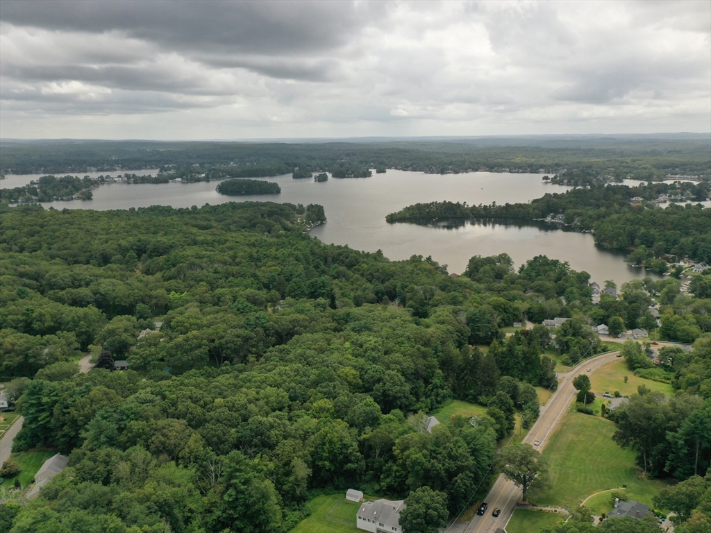 27 Douglas Road Webster, MA 01570 - Photo 2 of 19 a view of a lake and city