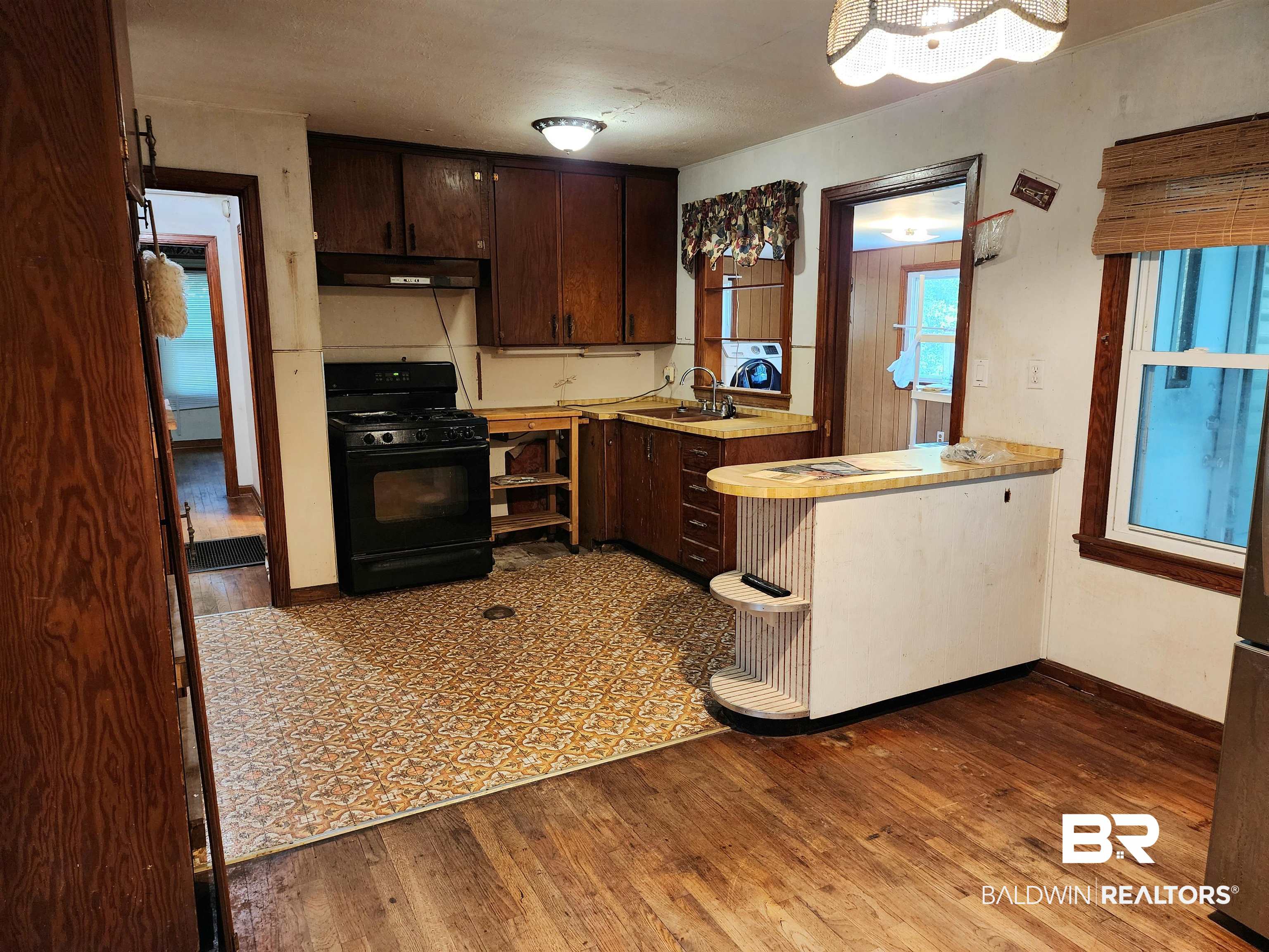 1215 Cadiz Street Mobile, AL 36693 - Photo 6 of 18
