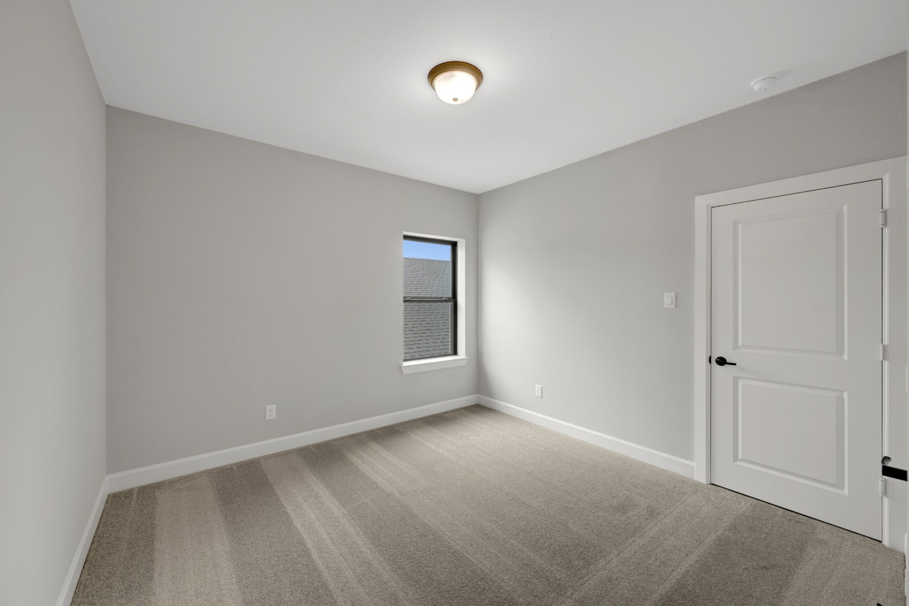 5407 Mango Blfs Street Manvel, TX 77578 - Photo 43 of 50 a view of an empty room with a window