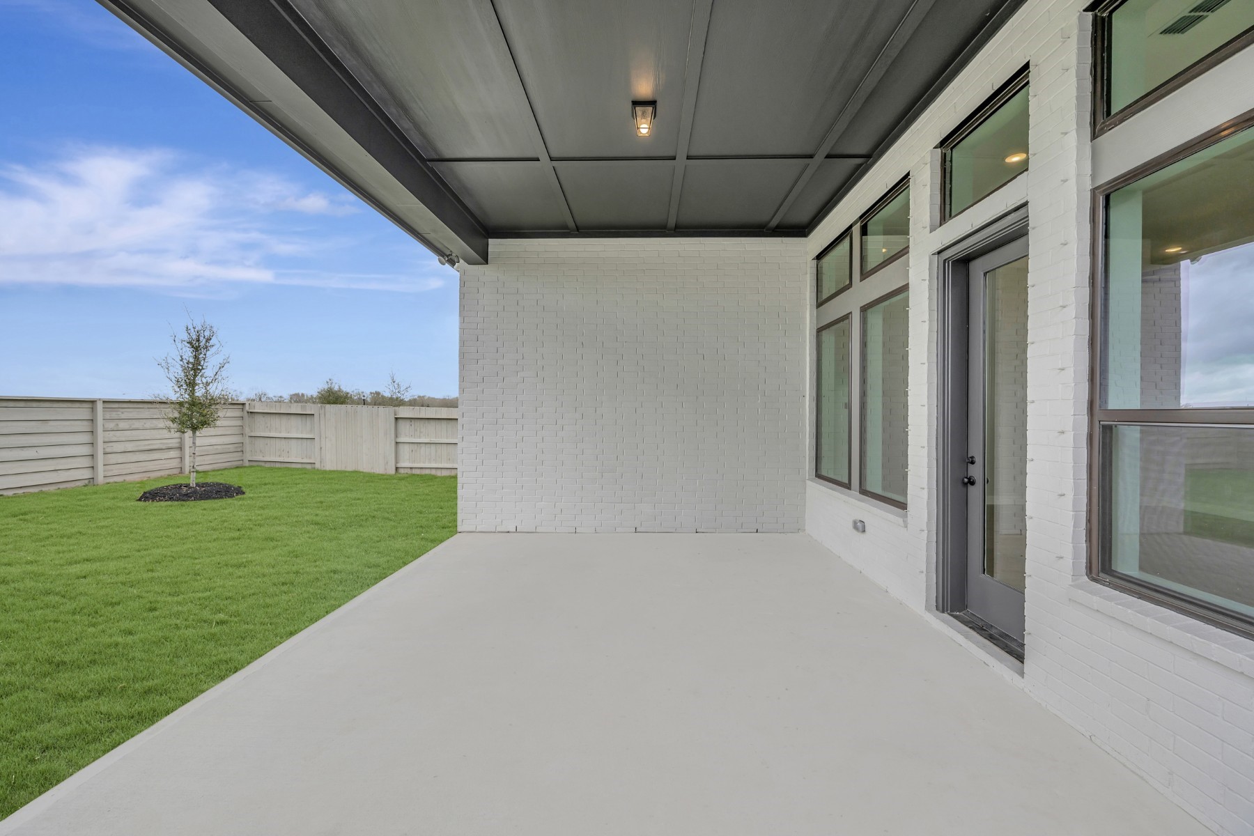 5407 Mango Blfs Street Manvel, TX 77578 - Photo 10 of 50 a view of a porch