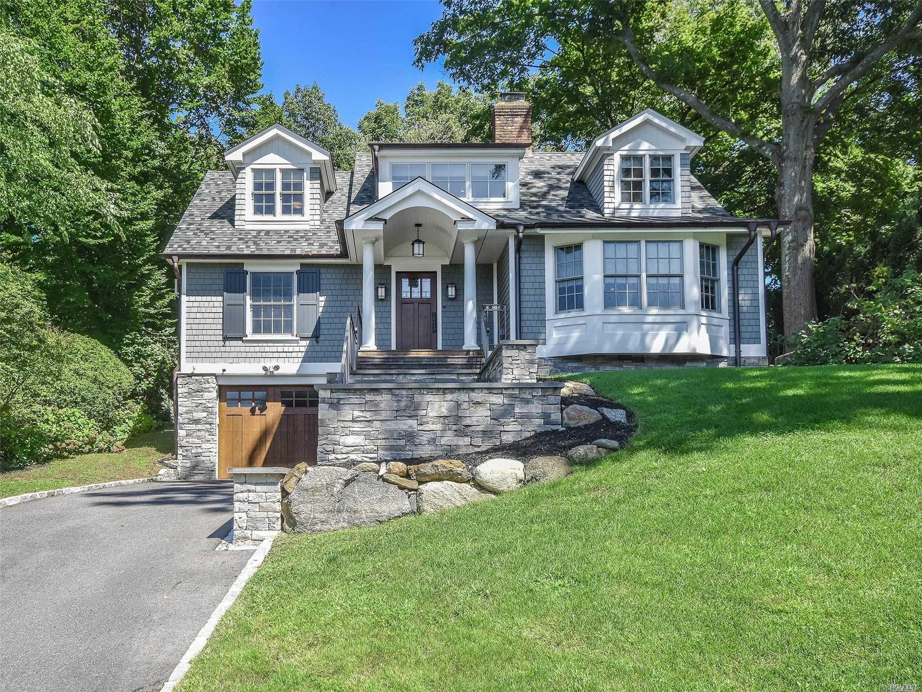 15 Beverly Road Port Washington, NY 11050 - Photo 1 of 1 Gallery Image 1