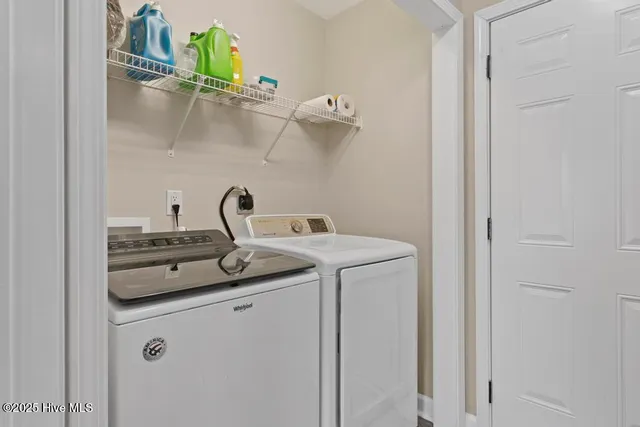 $2,050 | 202 Breakwater Drive, Sneads Ferry, NC 28460