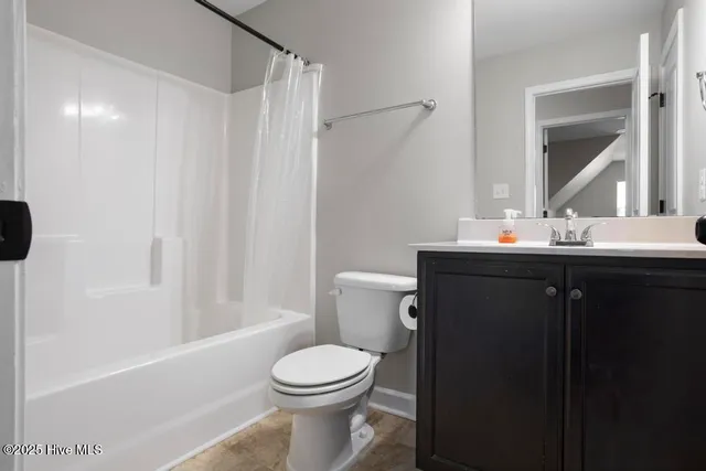 $2,050 | 202 Breakwater Drive, Sneads Ferry, NC 28460