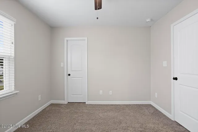 $2,050 | 202 Breakwater Drive, Sneads Ferry, NC 28460