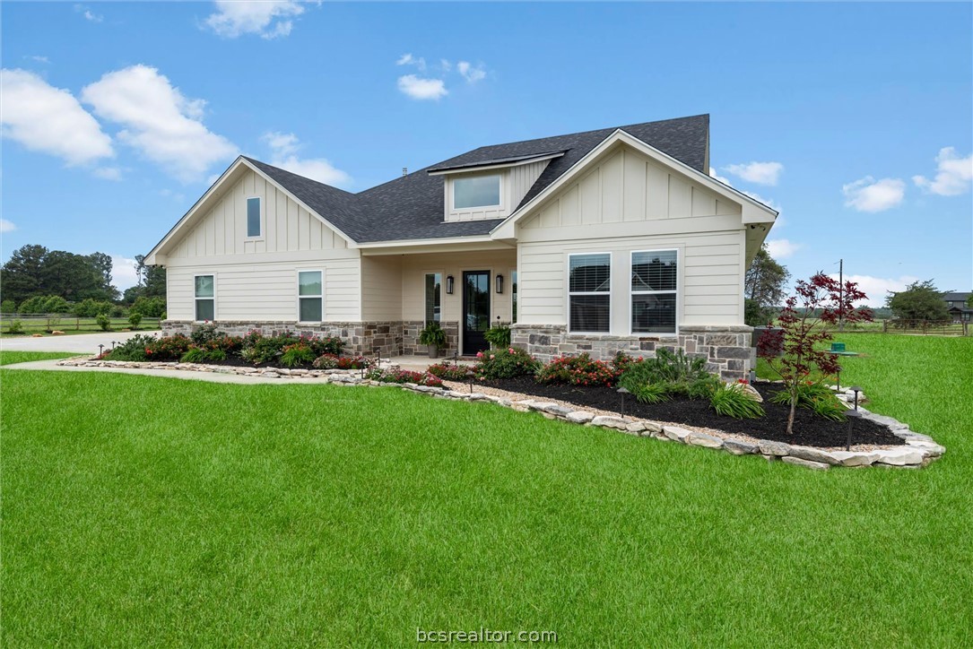 914 Axis Lane Franklin, TX 77856 - Photo 3 of 50