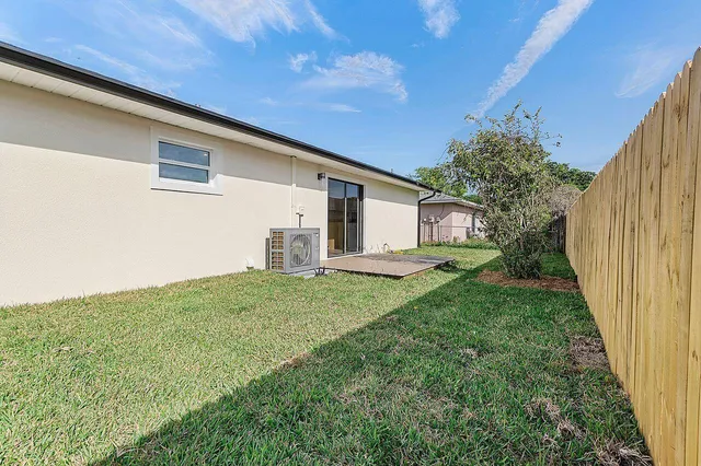 $2,000 | 140 South Marjorie Court, Merritt Island, FL 32952