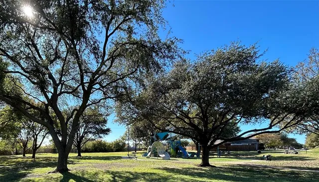 $2,500 | 2014 East Branch Hollow Drive, Carrollton, TX 75007