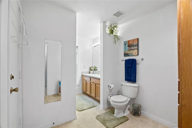 $425,000 | 934 Bermuda Avenue, Sebastian, FL 32958