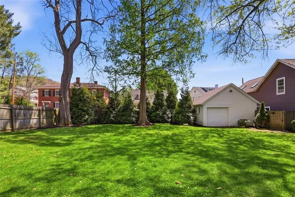 $2,350,000 | 622 Grove Street, Sewickley, PA 15143