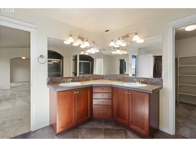 $869,000 | 14822 Southeast Natalya Street, Happy Valley, OR 97086