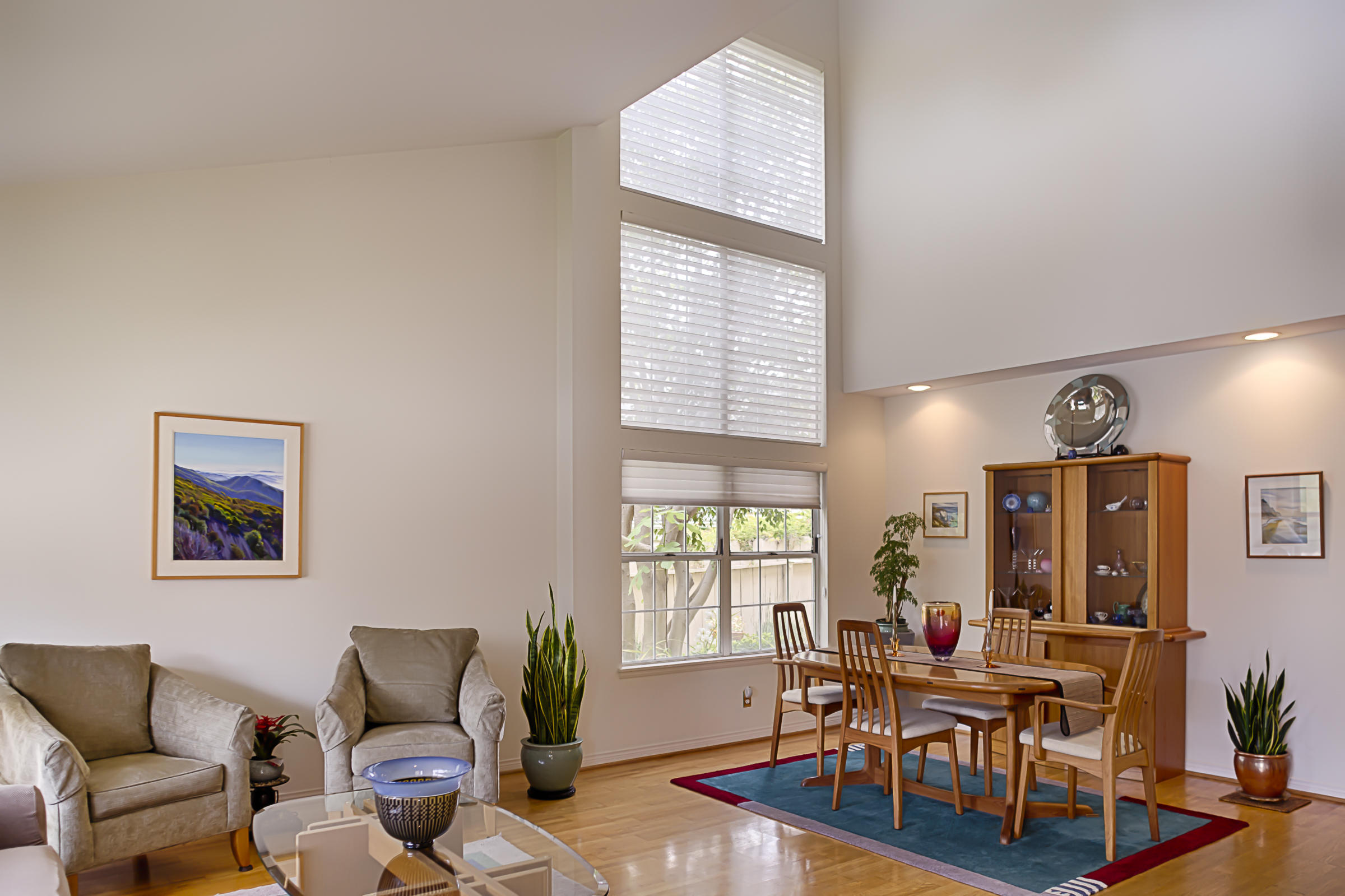 4004 Primavera Road Santa Barbara, CA 93110 - Photo 4 of 39 Living Room with soaring ceilings