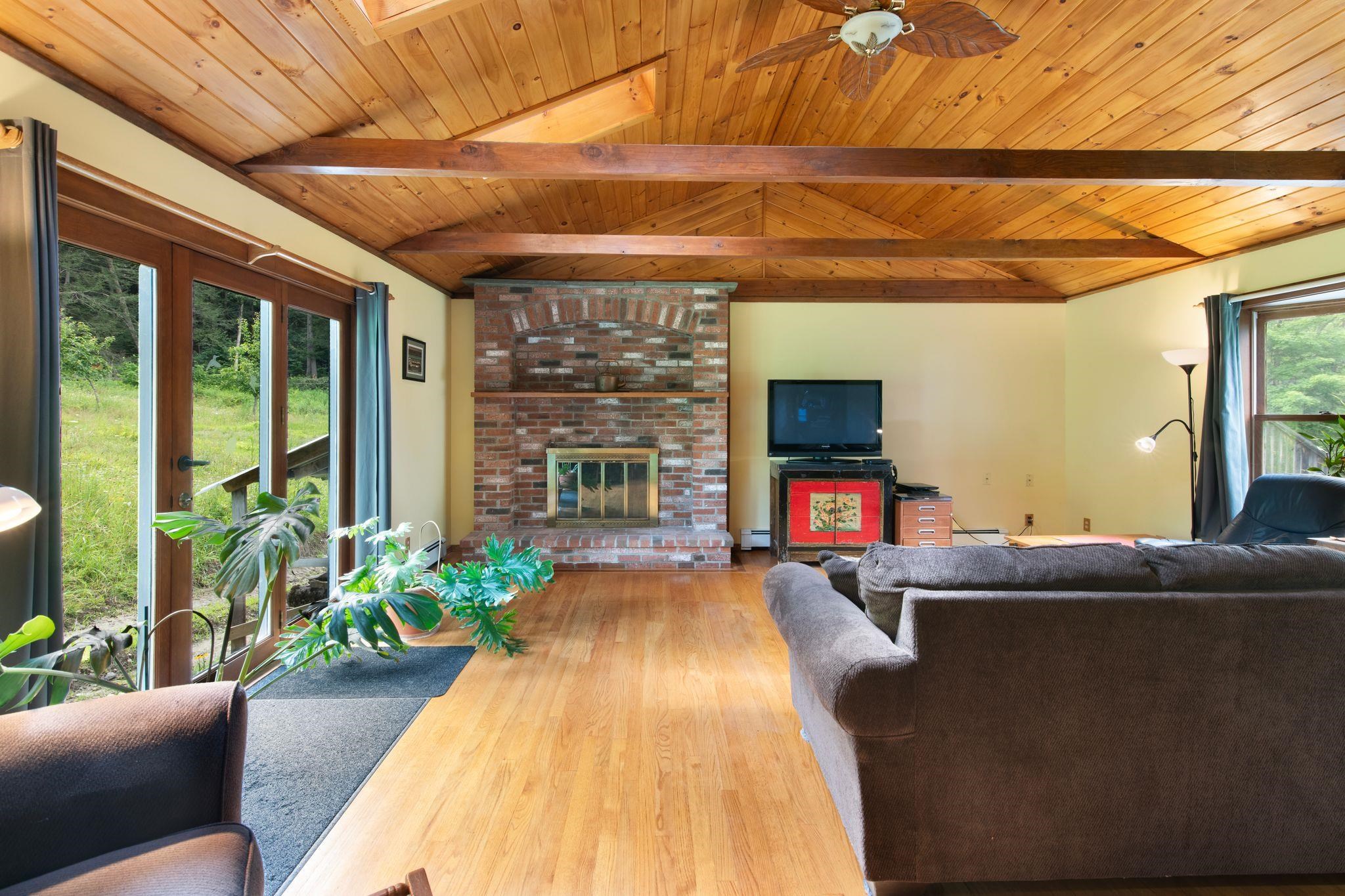3524 Deer Park Road Halifax, VT 05301 - Photo 16 of 42