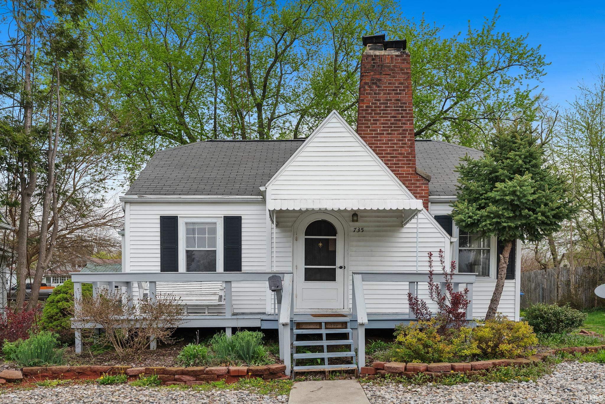 735 East Main Street Warsaw, IN 46580 - Photo 5 of 32