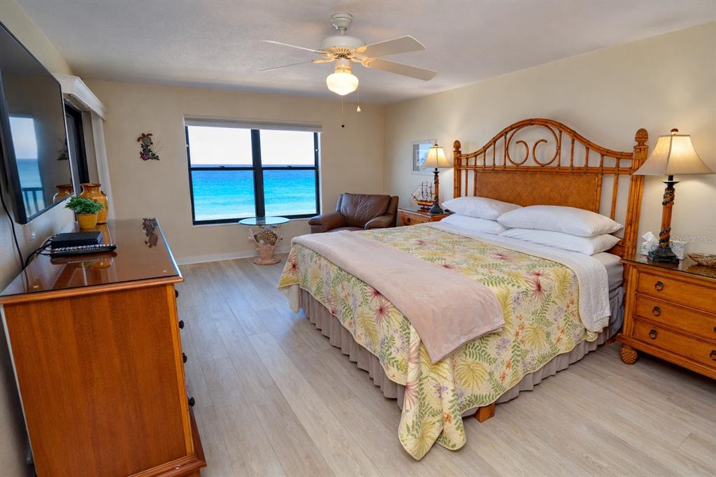 900 Gulf Boulevard, Unit 907 Indian Rocks Beach, FL 33785 - Photo 30 of 88