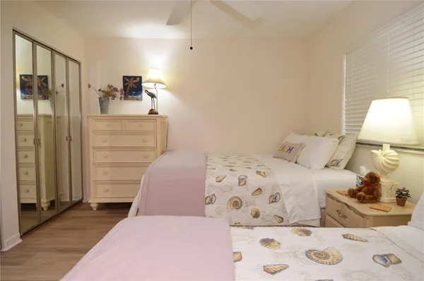 $5,700 | 900 Gulf Boulevard, Unit 907, Indian Rocks Beach, FL 33785