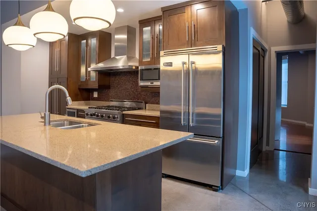 $3,400 | 211 West Jefferson Street, Unit 401, Syracuse, NY 13202