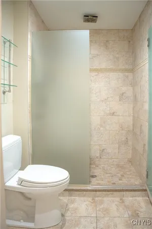 $3,400 | 211 West Jefferson Street, Unit 401, Syracuse, NY 13202