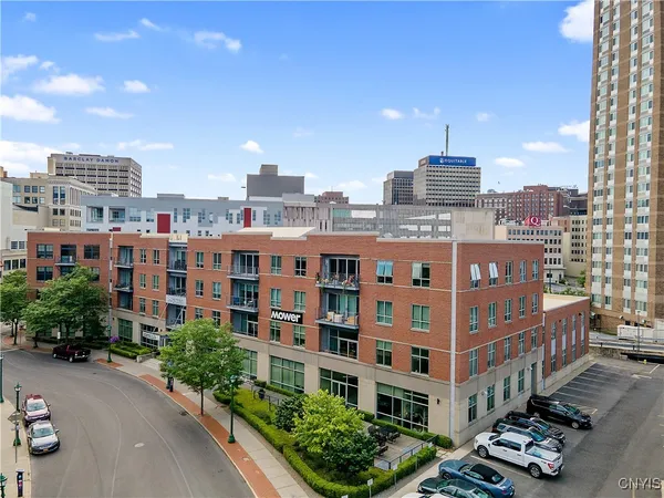 $3,400 | 211 West Jefferson Street, Unit 401, Syracuse, NY 13202