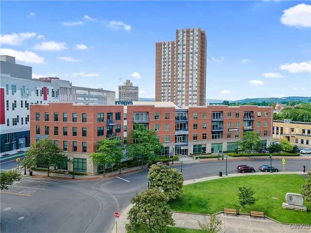 $3,400 | 211 West Jefferson Street, Unit 401, Syracuse, NY 13202