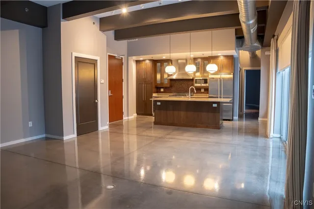 $3,400 | 211 West Jefferson Street, Unit 401, Syracuse, NY 13202
