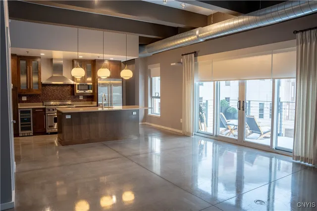 $3,400 | 211 West Jefferson Street, Unit 401, Syracuse, NY 13202