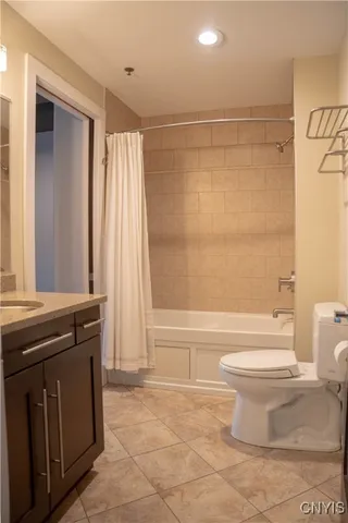 $3,400 | 211 West Jefferson Street, Unit 401, Syracuse, NY 13202