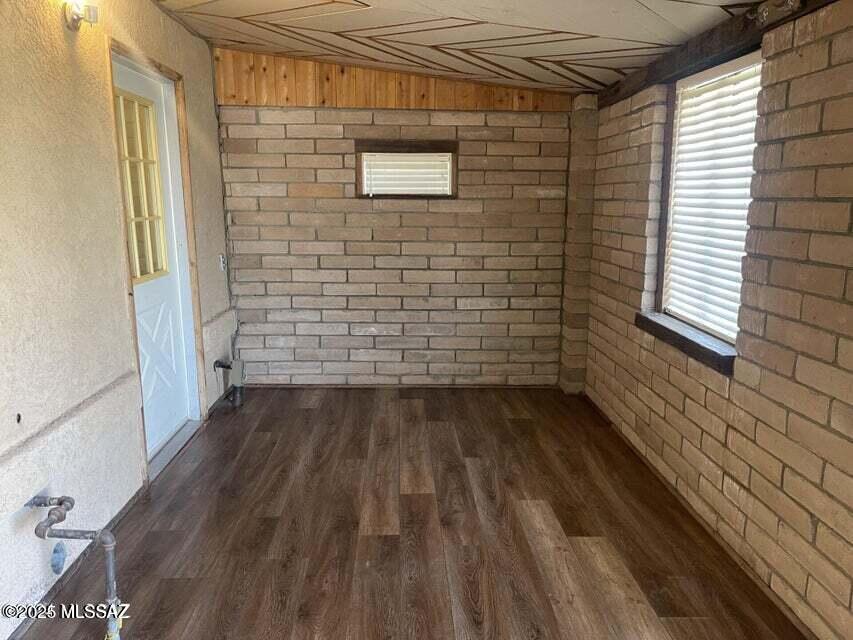 1094 North Pomerene Road Benson, AZ 85602 - Photo 20 of 48 20241004200548434877000000-o