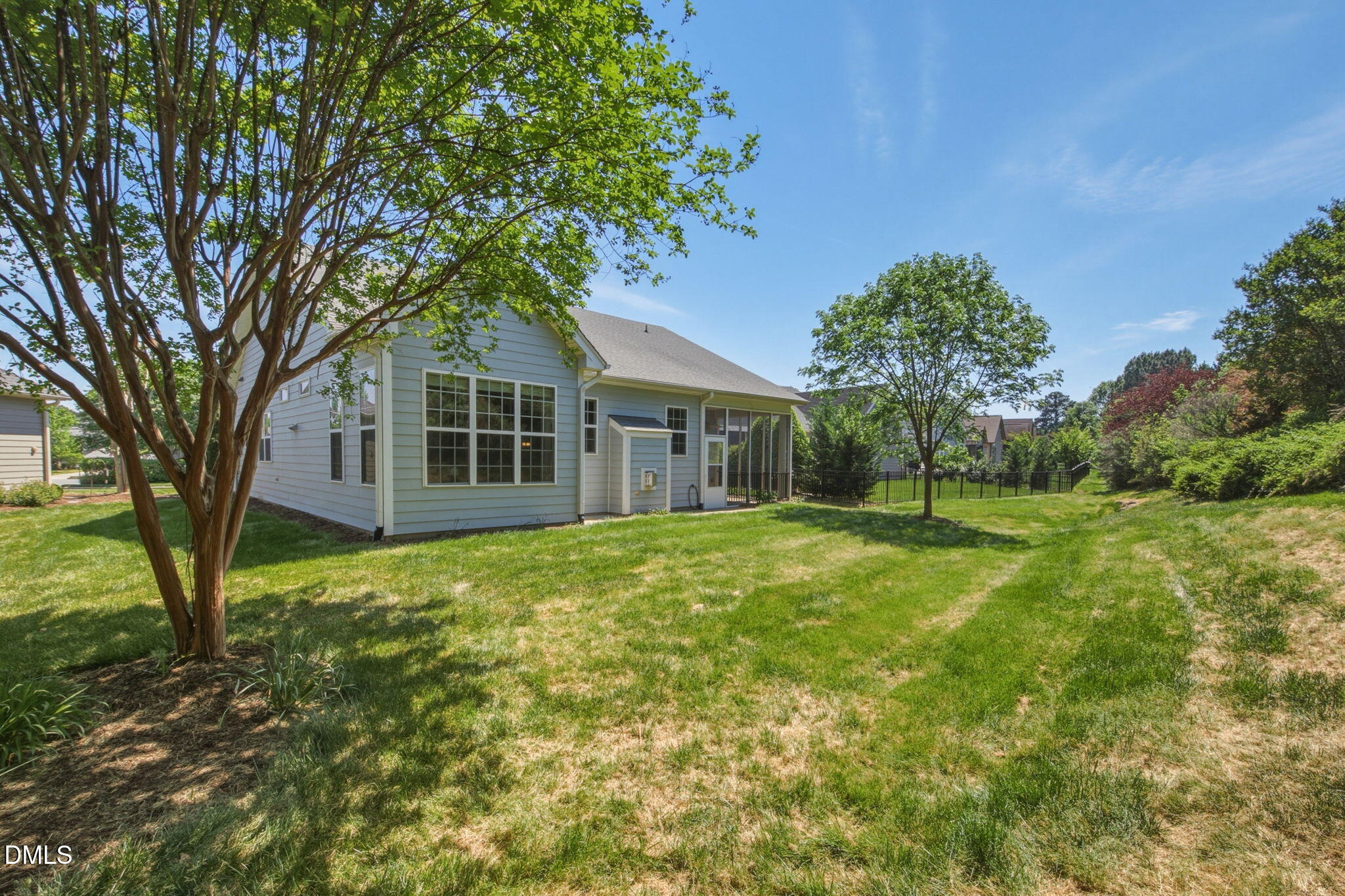 9805 Carlyle Hills Way Raleigh, NC 27560 - Photo 24 of 30 44-web-or-mls-9805 Carlyle Hills-2643