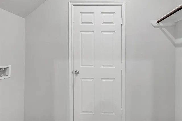 $1,998 | 333 Emerald Thicket Lane, Huffman, TX 77336