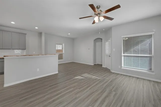 $1,998 | 333 Emerald Thicket Lane, Huffman, TX 77336