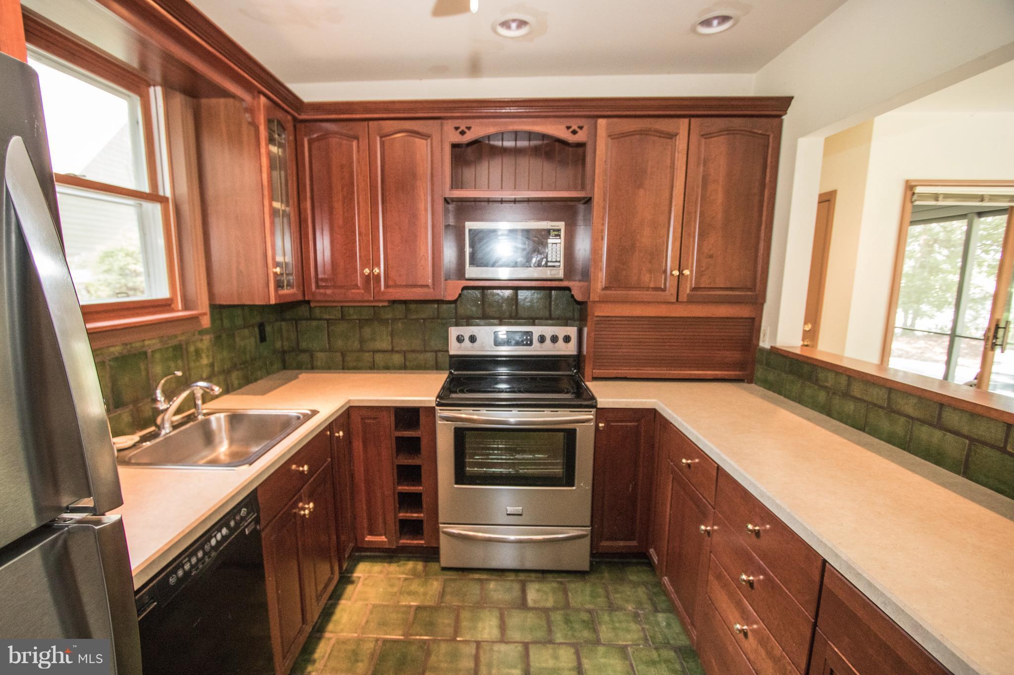 8239 Trice Field Road St. Michaels, MD 21663 - Photo 12 of 28 Kitchen