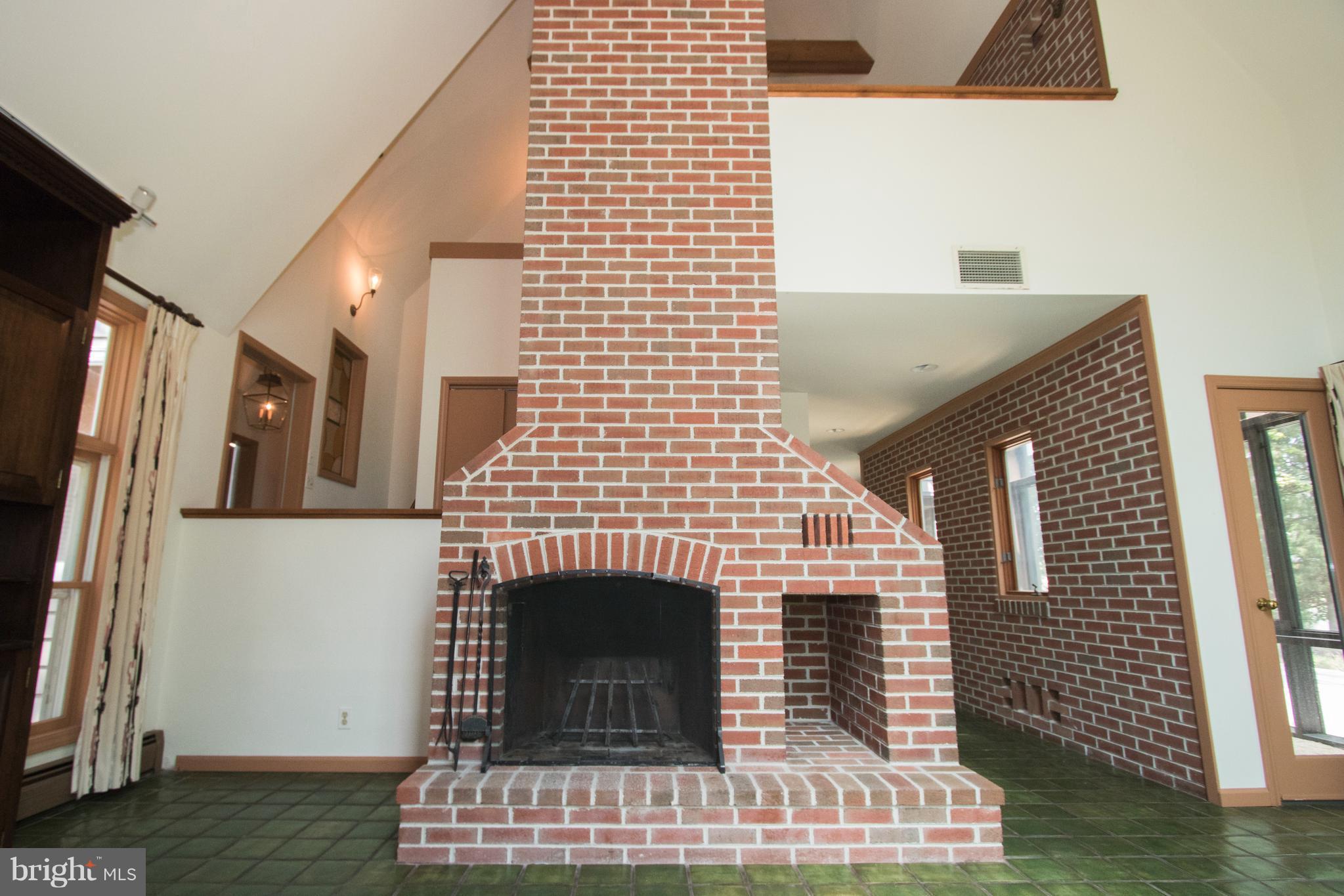 8239 Trice Field Road St. Michaels, MD 21663 - Photo 10 of 28 Family Room