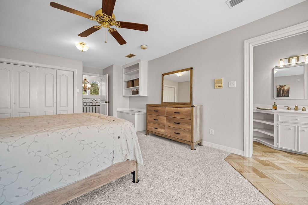 912 Waterview Street Portland, TX 78374 - Photo 25 of 40 Upstairs Primary bedroom