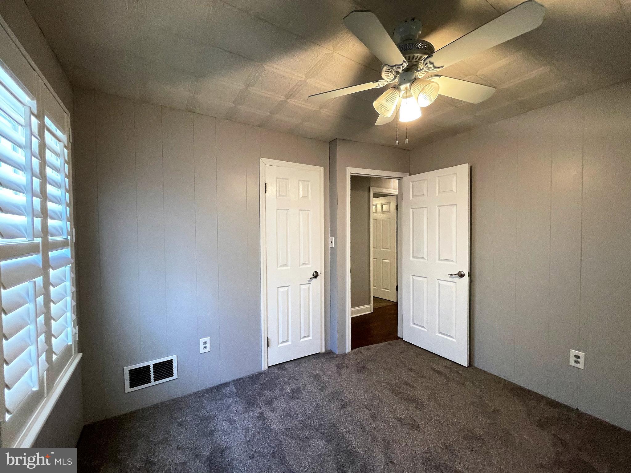 222 Meadow Road Pasadena, MD 21122 - Photo 39 of 57 Gallery Image 39
