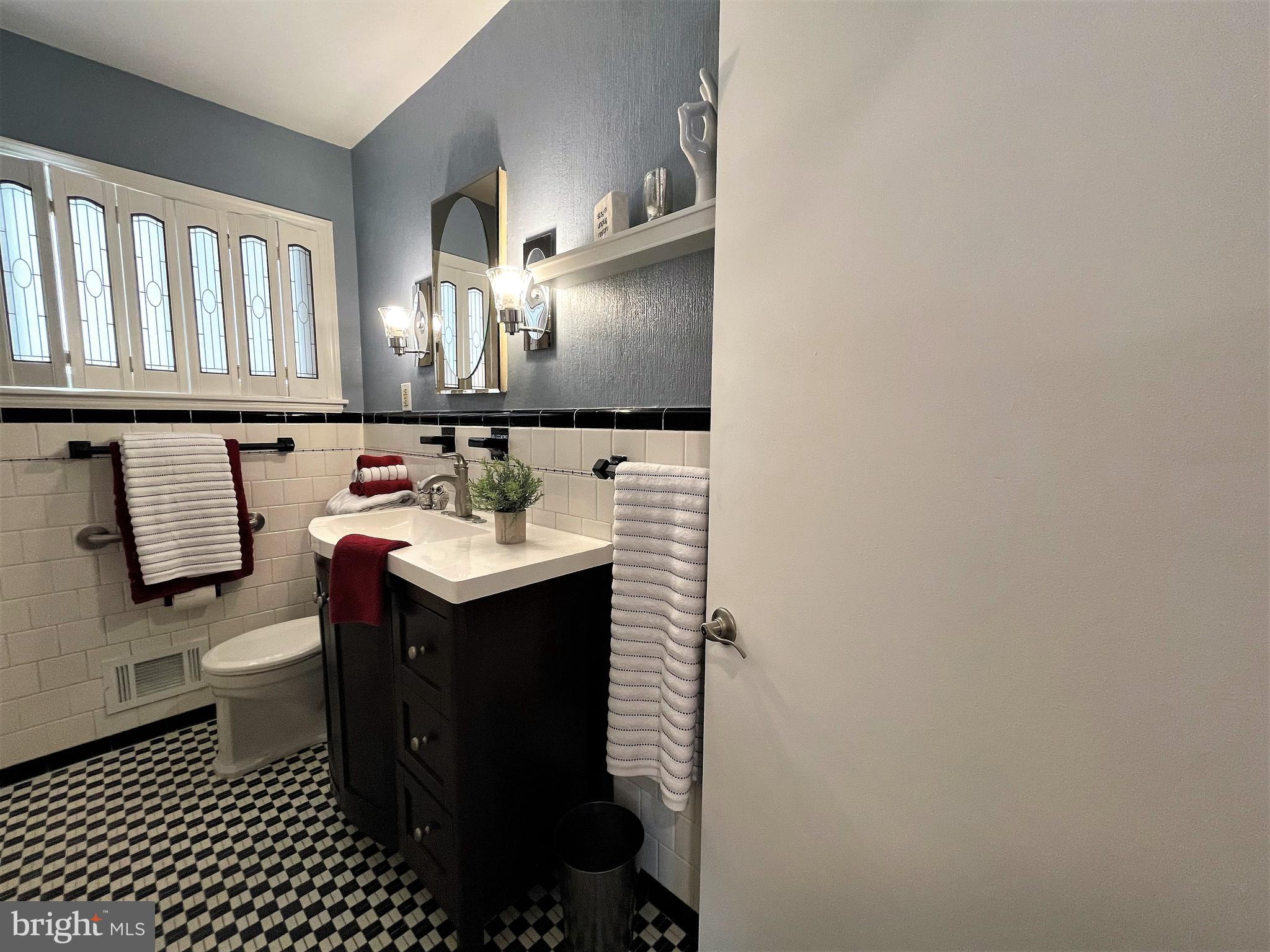 222 Meadow Road Pasadena, MD 21122 - Photo 41 of 57 Gallery Image 41