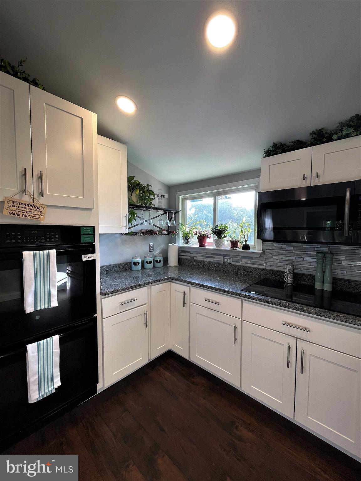 222 Meadow Road Pasadena, MD 21122 - Photo 9 of 57 Gallery Image 9