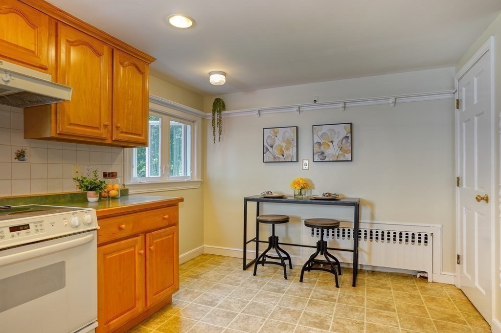 68 Muller Road Burlington, MA 01803 - Photo 8 of 35 Gallery Image 8