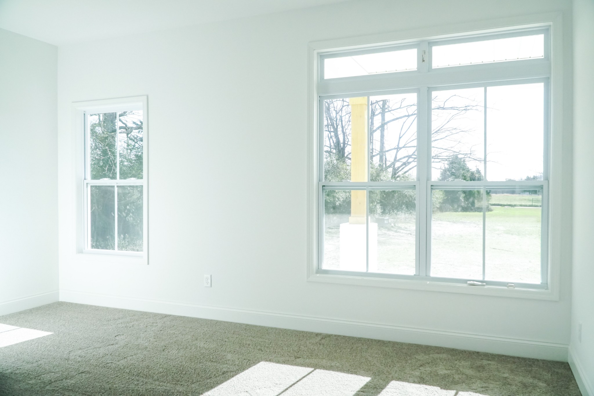 8203 Cookeville Boatdock Road Baxter, TN 38544 - Photo 39 of 64 an empty room with a window