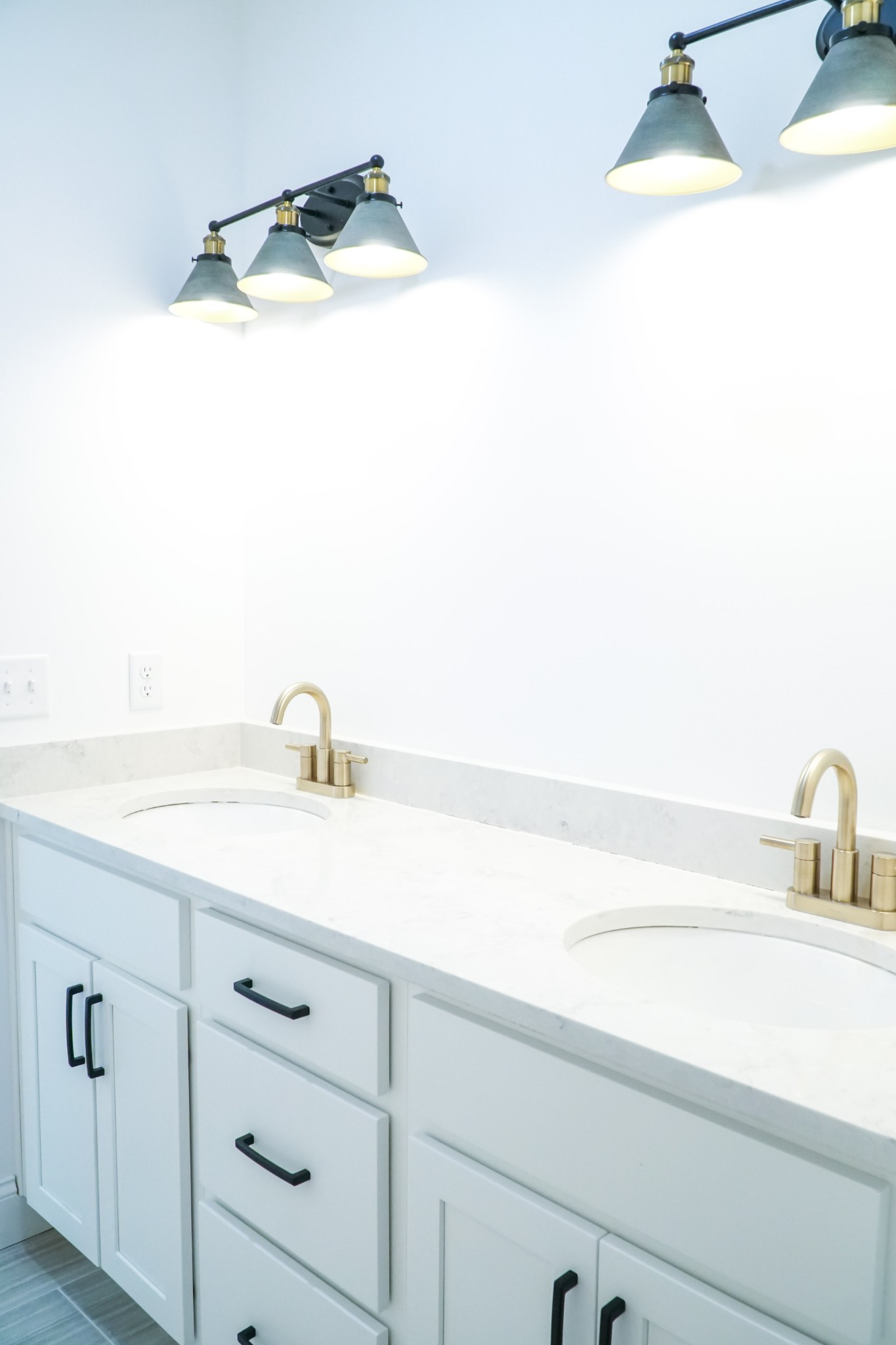 8203 Cookeville Boatdock Road Baxter, TN 38544 - Photo 43 of 64 a bathroom with a sink and a mirror