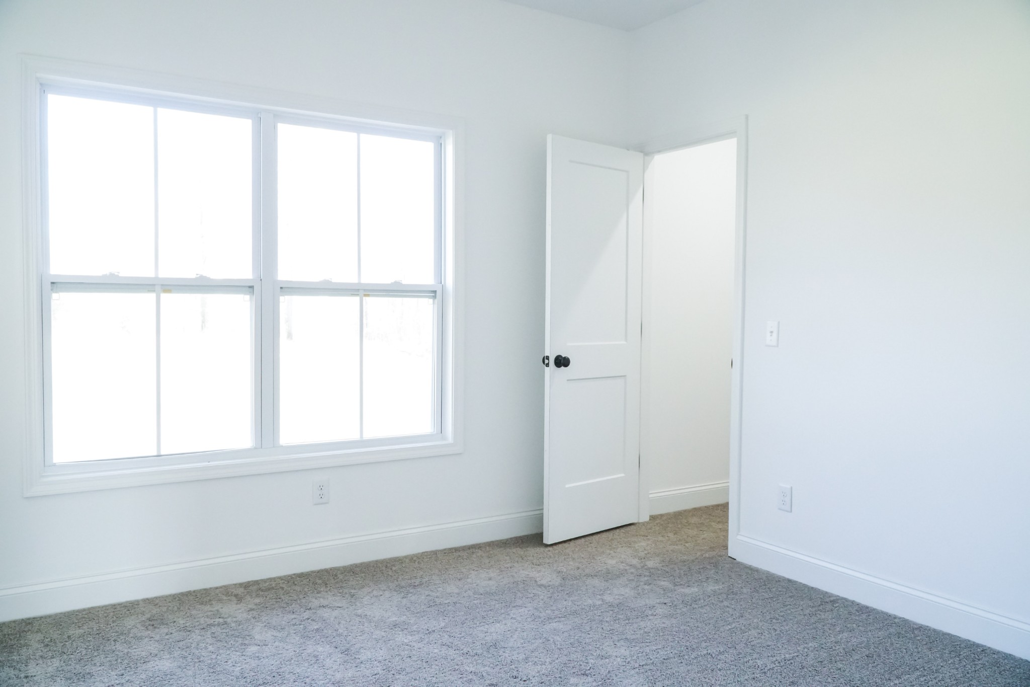 8203 Cookeville Boatdock Road Baxter, TN 38544 - Photo 48 of 64 an empty room with windows