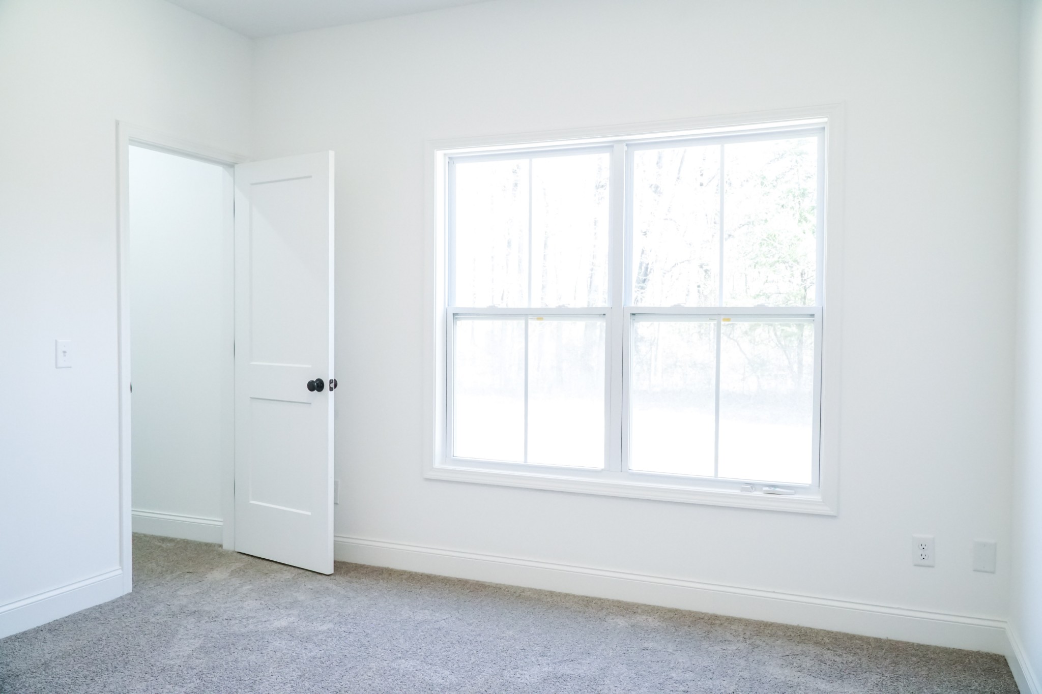 8203 Cookeville Boatdock Road Baxter, TN 38544 - Photo 49 of 64 an empty room with a window