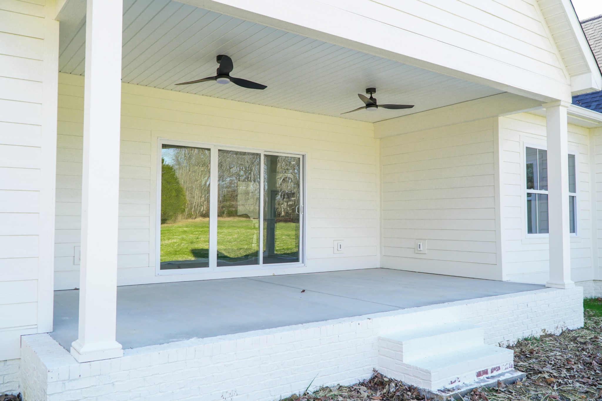 8203 Cookeville Boatdock Road Baxter, TN 38544 - Photo 58 of 64 a view of an empty room with a window