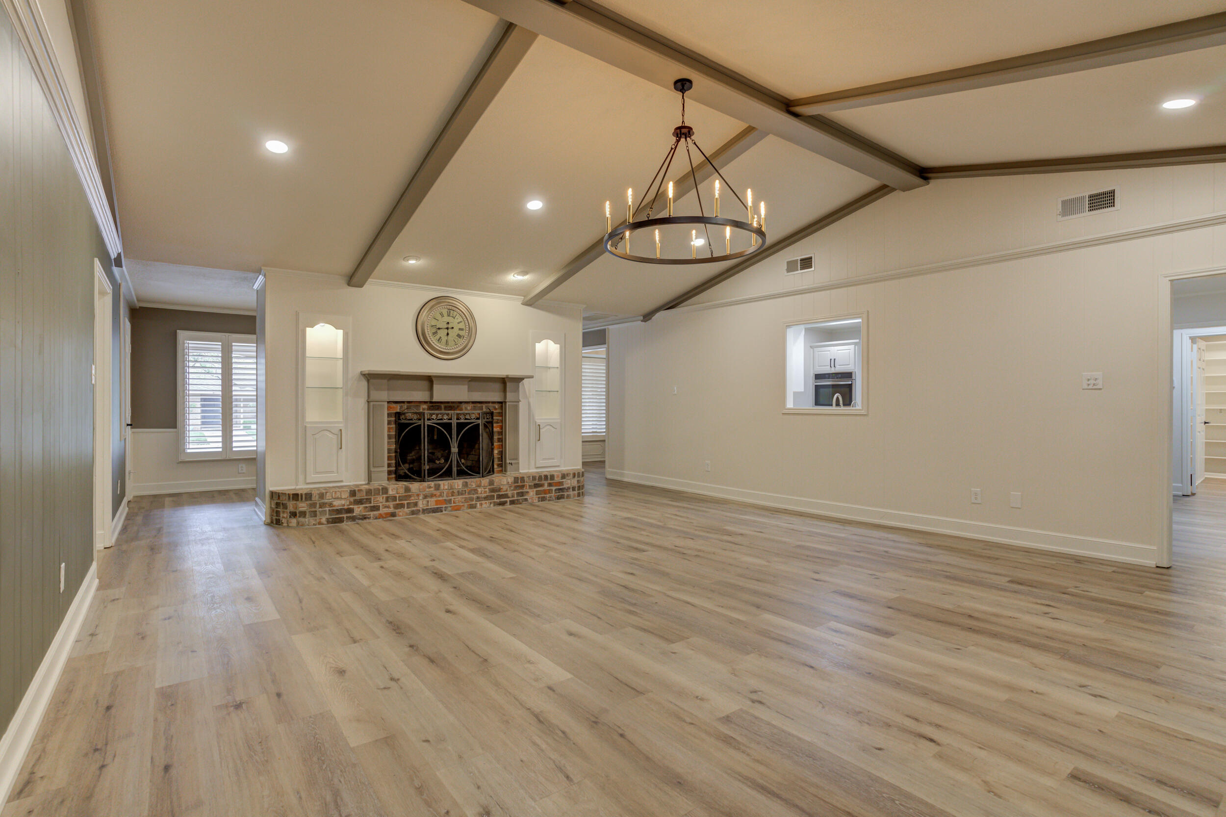 4428 89th Street Lubbock, TX 79424 - Photo 6 of 56 DSC03422_3_4_5_6
