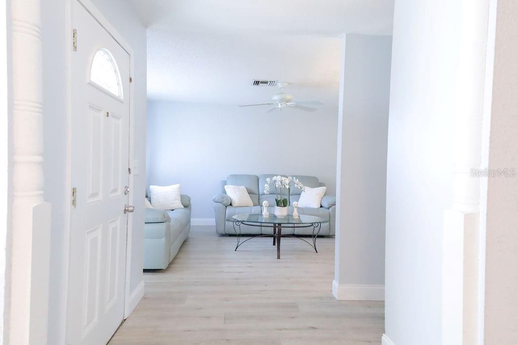4734 Ridge Point Drive Tampa, FL 33624 - Photo 6 of 52 Gallery Image 6