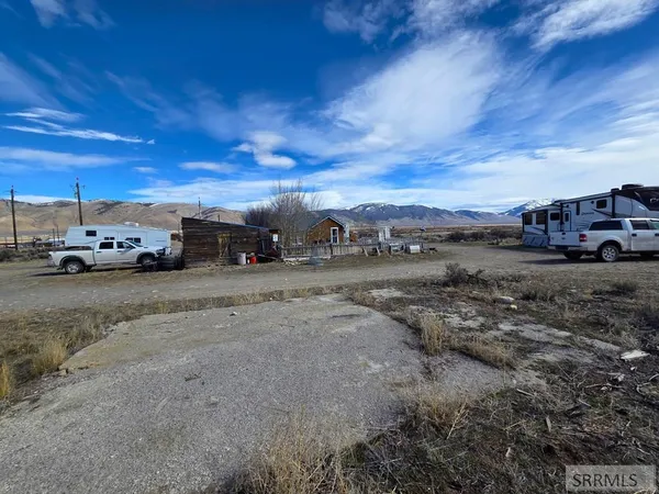 $224,000 | 401 3rd Street, Leadore, ID 83464