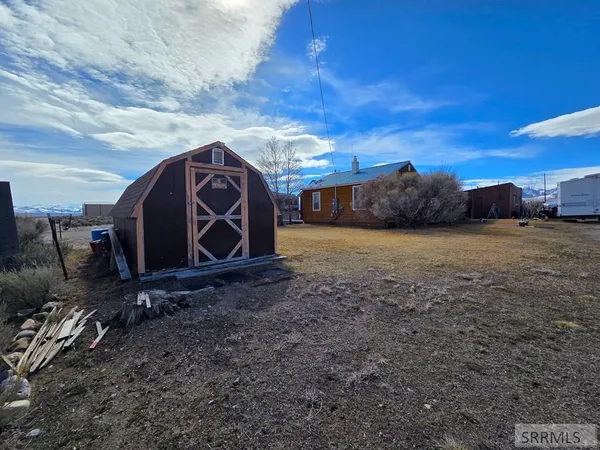 $224,000 | 401 3rd Street, Leadore, ID 83464