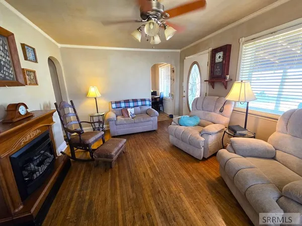 $224,000 | 401 3rd Street, Leadore, ID 83464