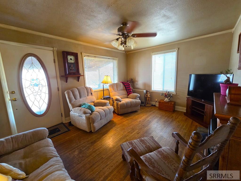 401 3rd Street Leadore, ID 83464 - Photo 35 of 58